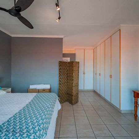 Schelde Apartment Джефрис Бей Екстериор снимка